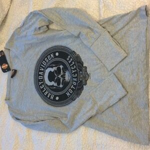 Harley Davidson Black Skull Sequin Gray Scoop Neck Long Sleeve. Size Small. NWT
